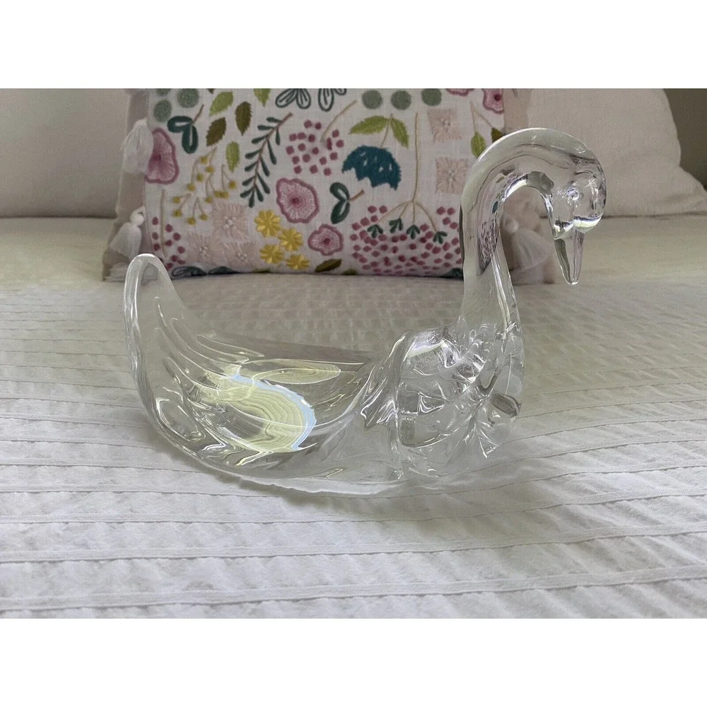 Vintage MCM Lucite‎ Clear Swan Towel Soap or Flower Holder 9